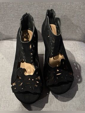 Torrid Black Wedge Ultra Suede